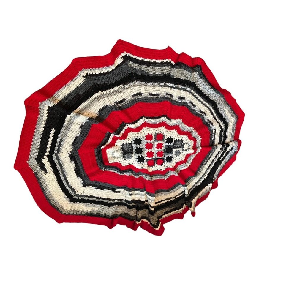 Handmade Crochet Blanket Red Black White Round Grannycore Cozy Roseanne 70x60